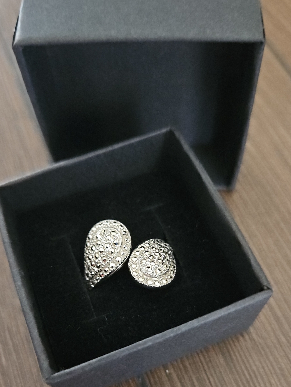VNG Sterling Silver Marcasite Bypass Statement Ring Vintage ESPO Signed Paisley